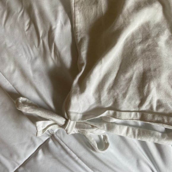 Brandy Melville White Criss-Cross Wrap Crop Top - Picture 4 of 6